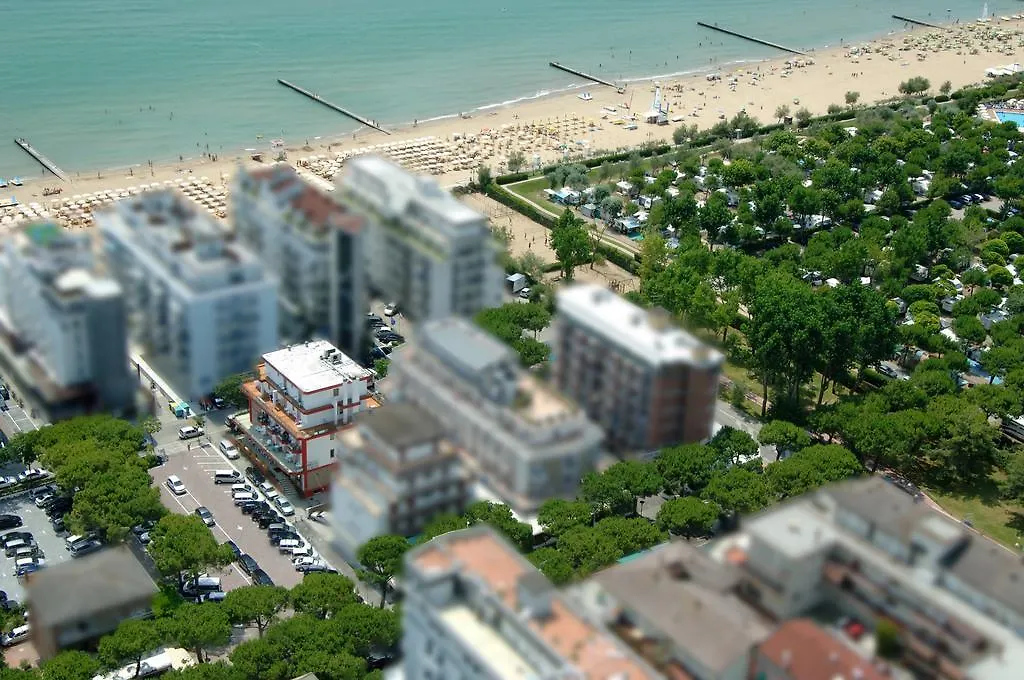 ***  לידו די ג'סולו Hotel Midi איטליה