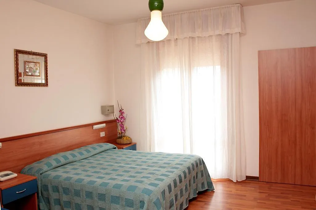Hotel Midi Lido di Jesolo 3*,  Olaszország