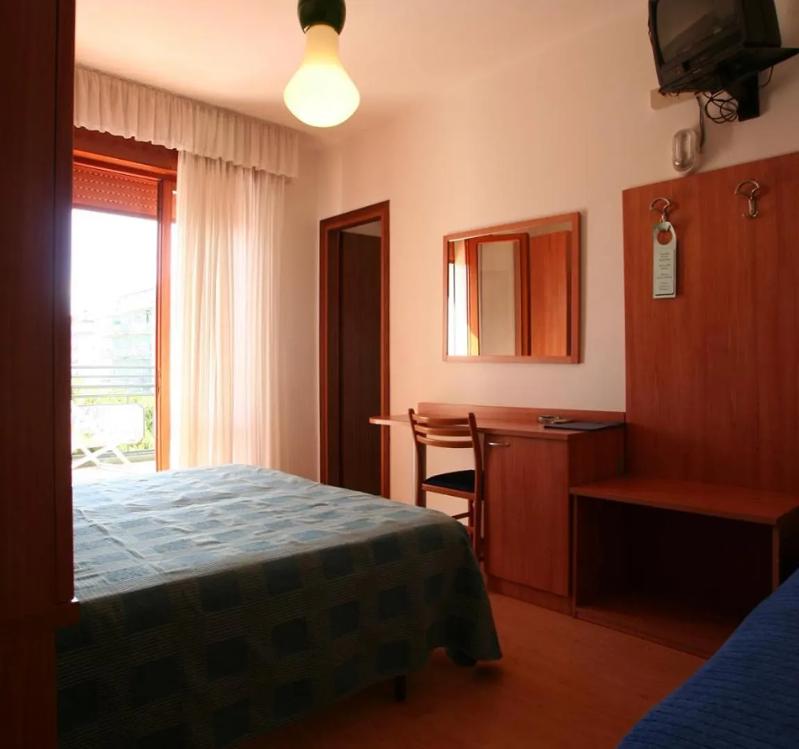לידו די ג'סולו Hotel Midi לידו די ג'סולו